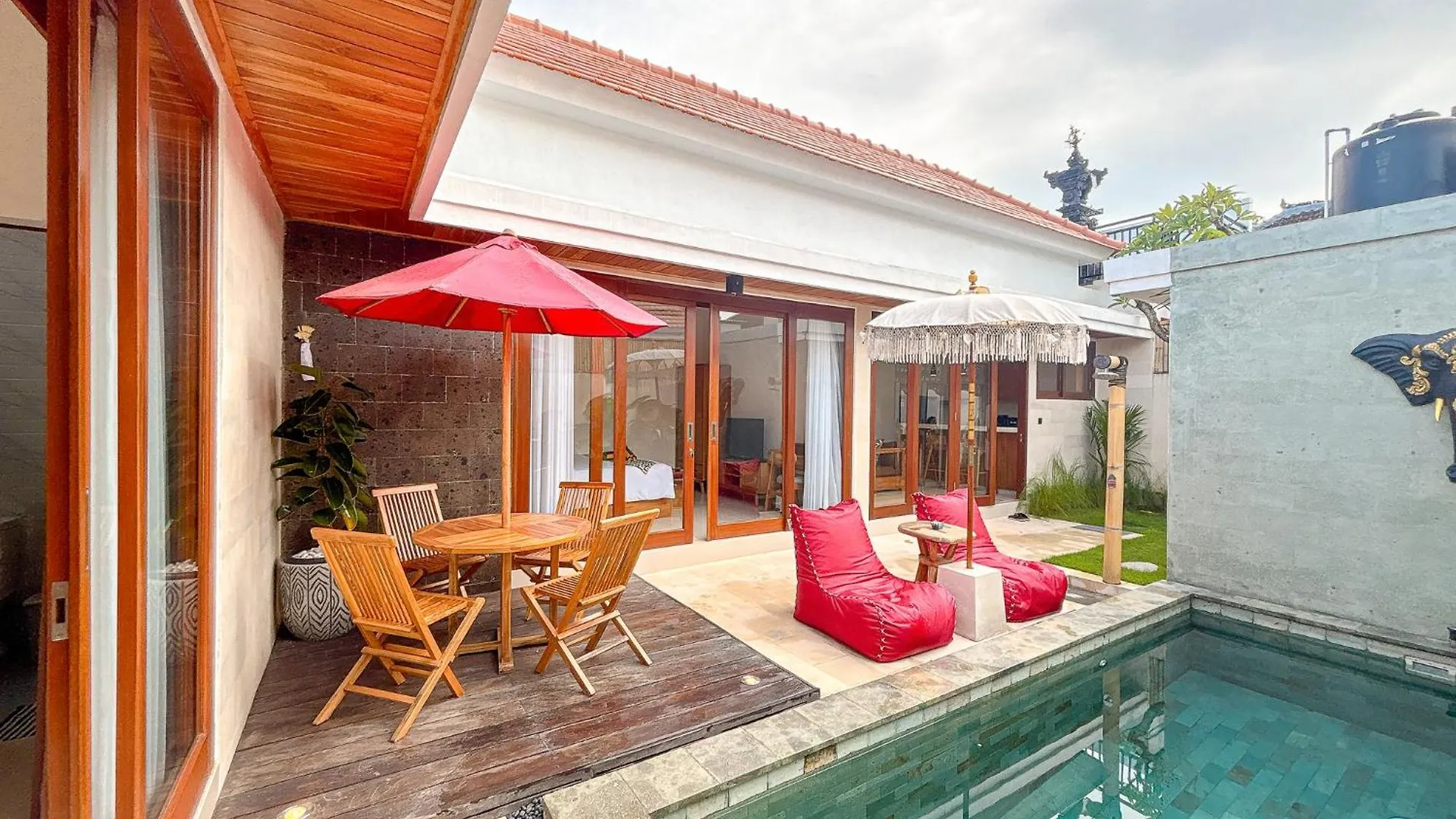 The Abian Villa Seminyak 0*, Seminyak (Bali)